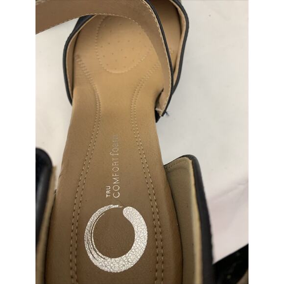 Journee Collection Navy Pumps Womens 8.5 Wide Mary Jane’s - Picture 5 of 8